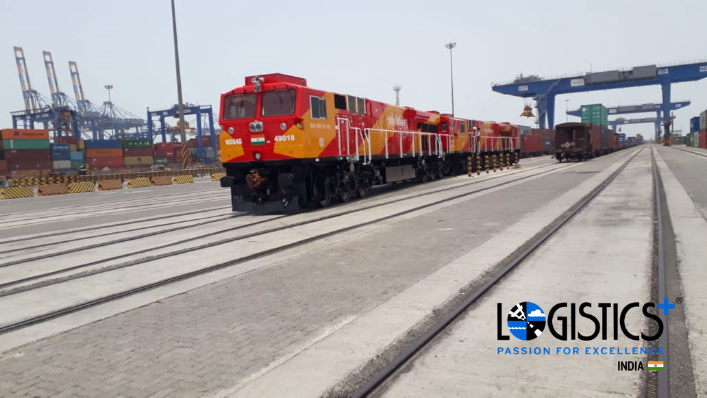 LP India Receives 10 Locomotives at Mundra Port