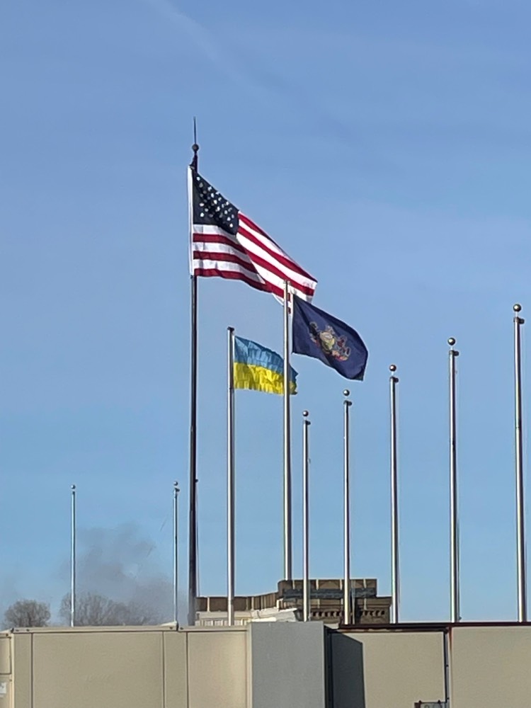 Logistics Plus Global HQ Raises Ukraine Flag