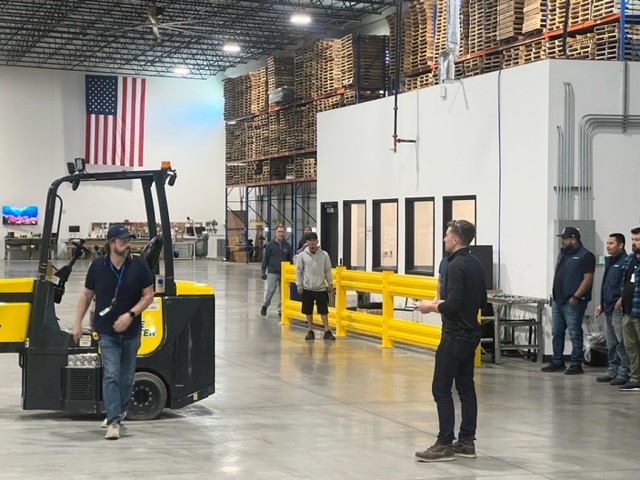 LP Chicago Warehouse Completes Forklift Trainings