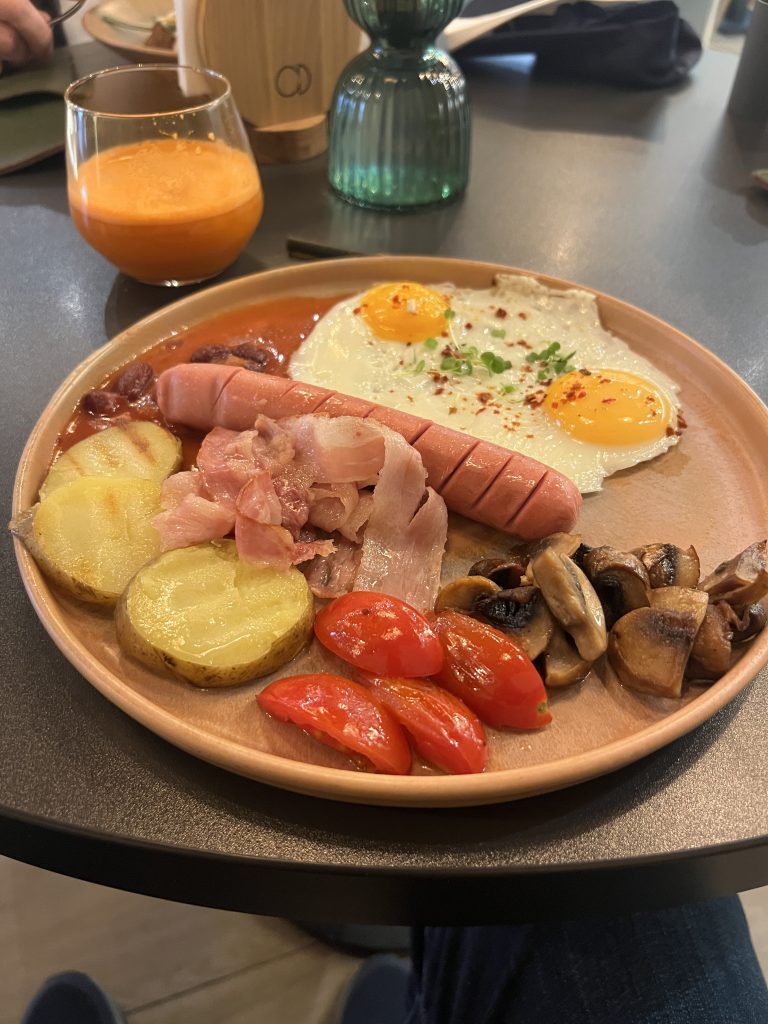 breakfast