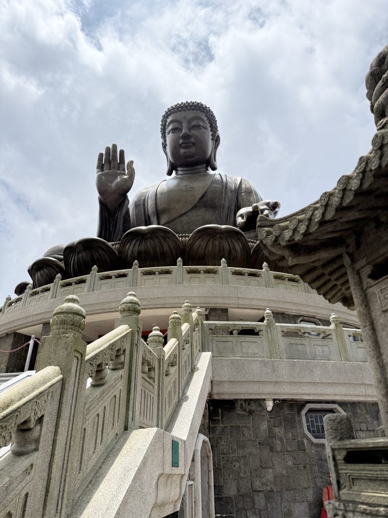 buddha statue